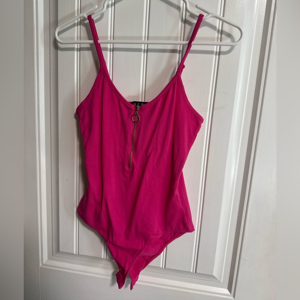 SHEIN Fuchsia Zip-Front Bodysuit